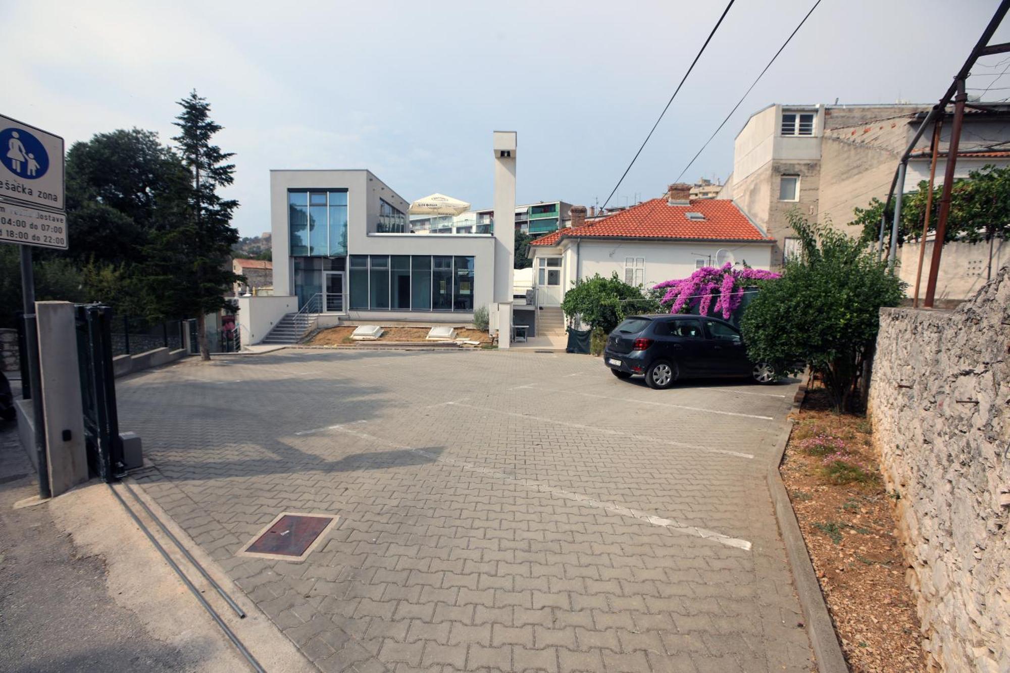 D R Apartments Šibenik Eksteriør billede