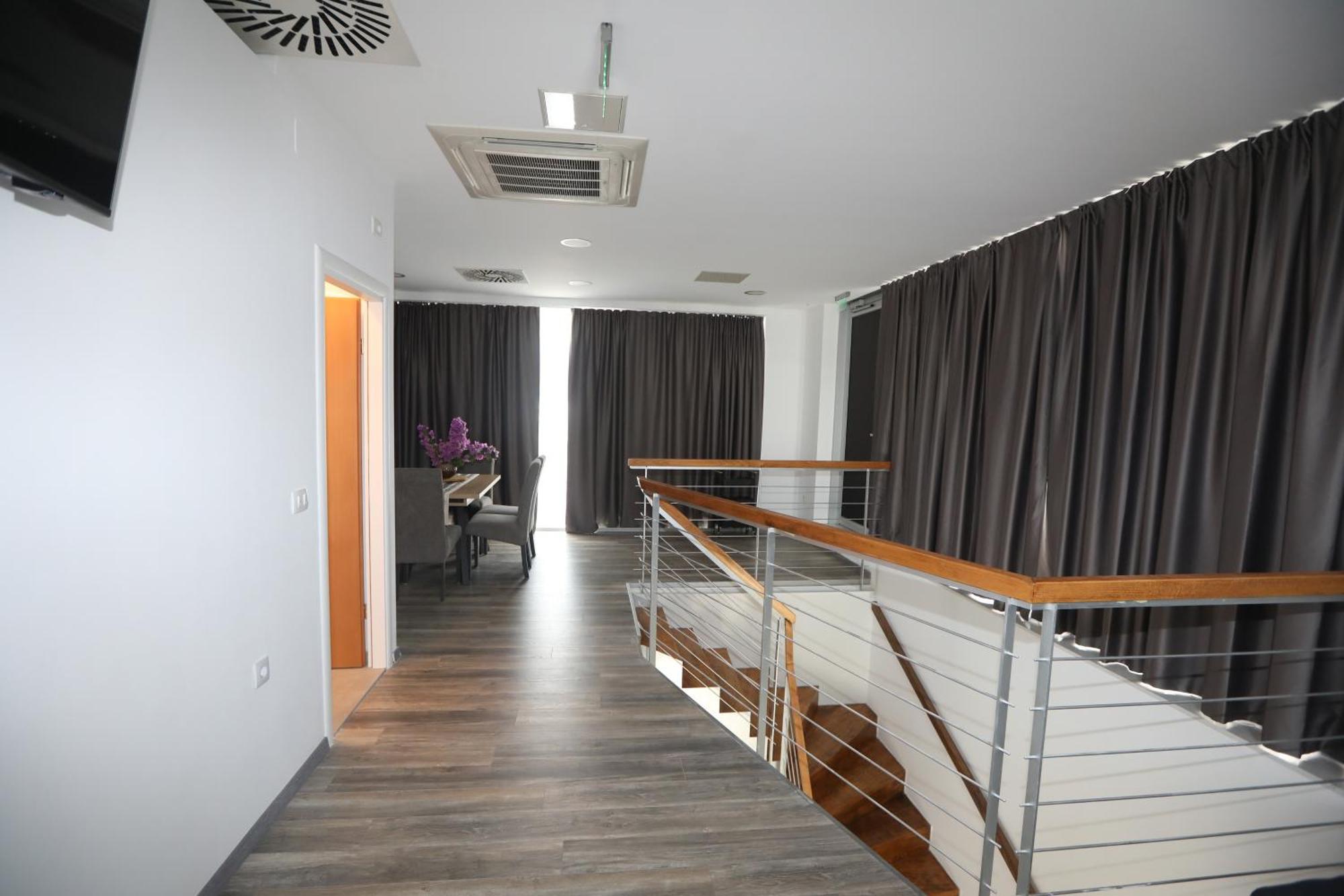 D R Apartments Šibenik Eksteriør billede