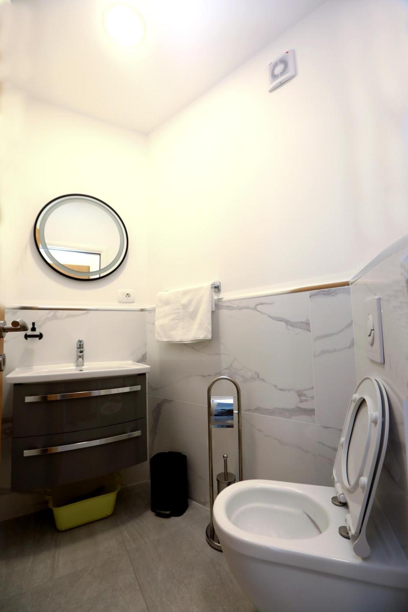 D R Apartments Šibenik Eksteriør billede