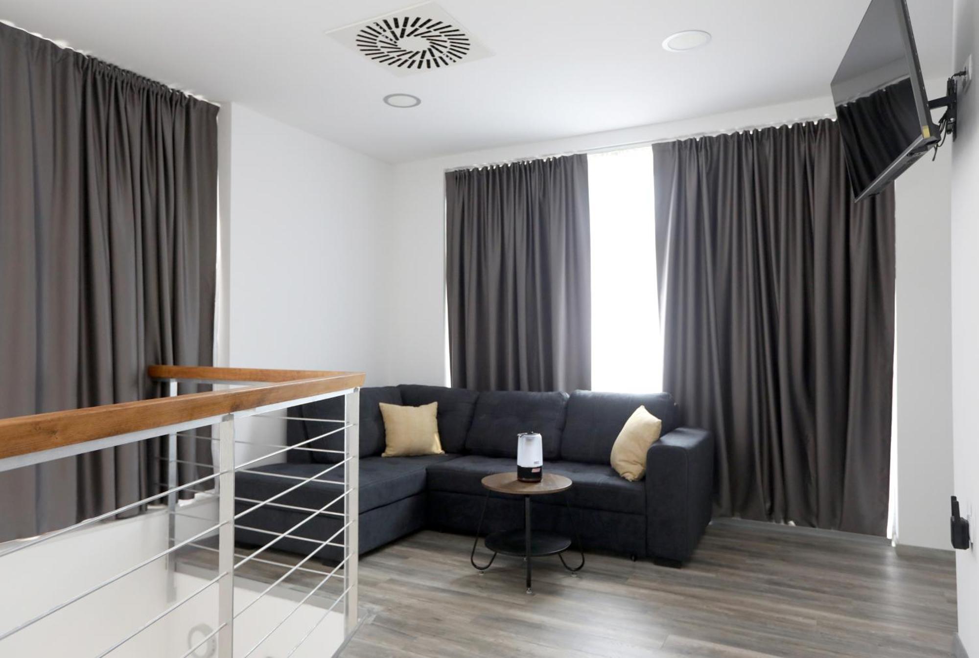 D R Apartments Šibenik Eksteriør billede